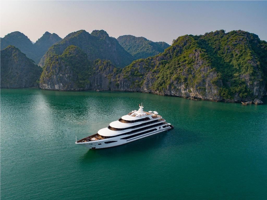 halong bay yachts