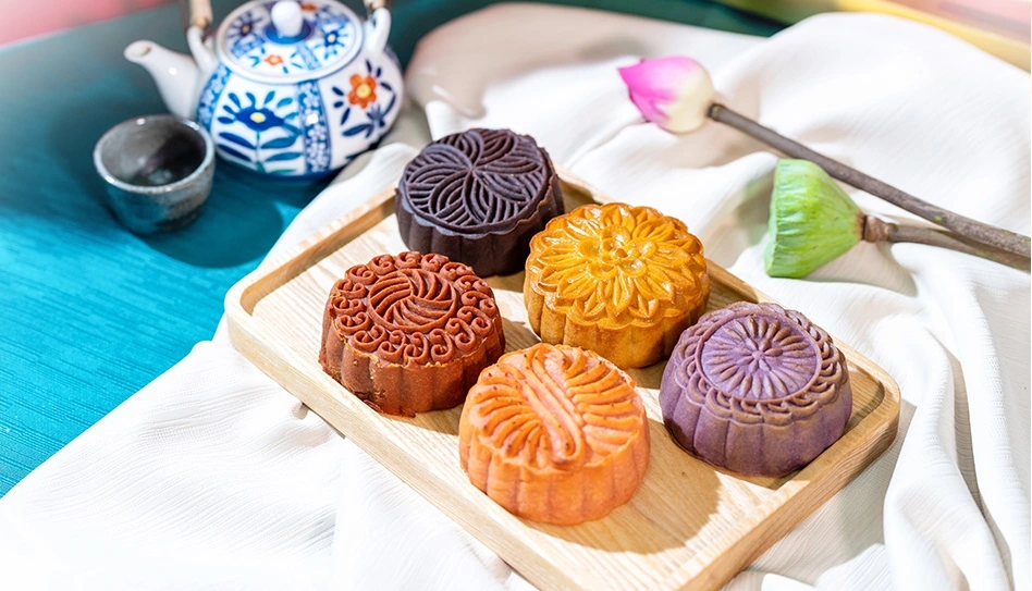 Grand Hyatt Hong Kong announces traditional mooncake collection