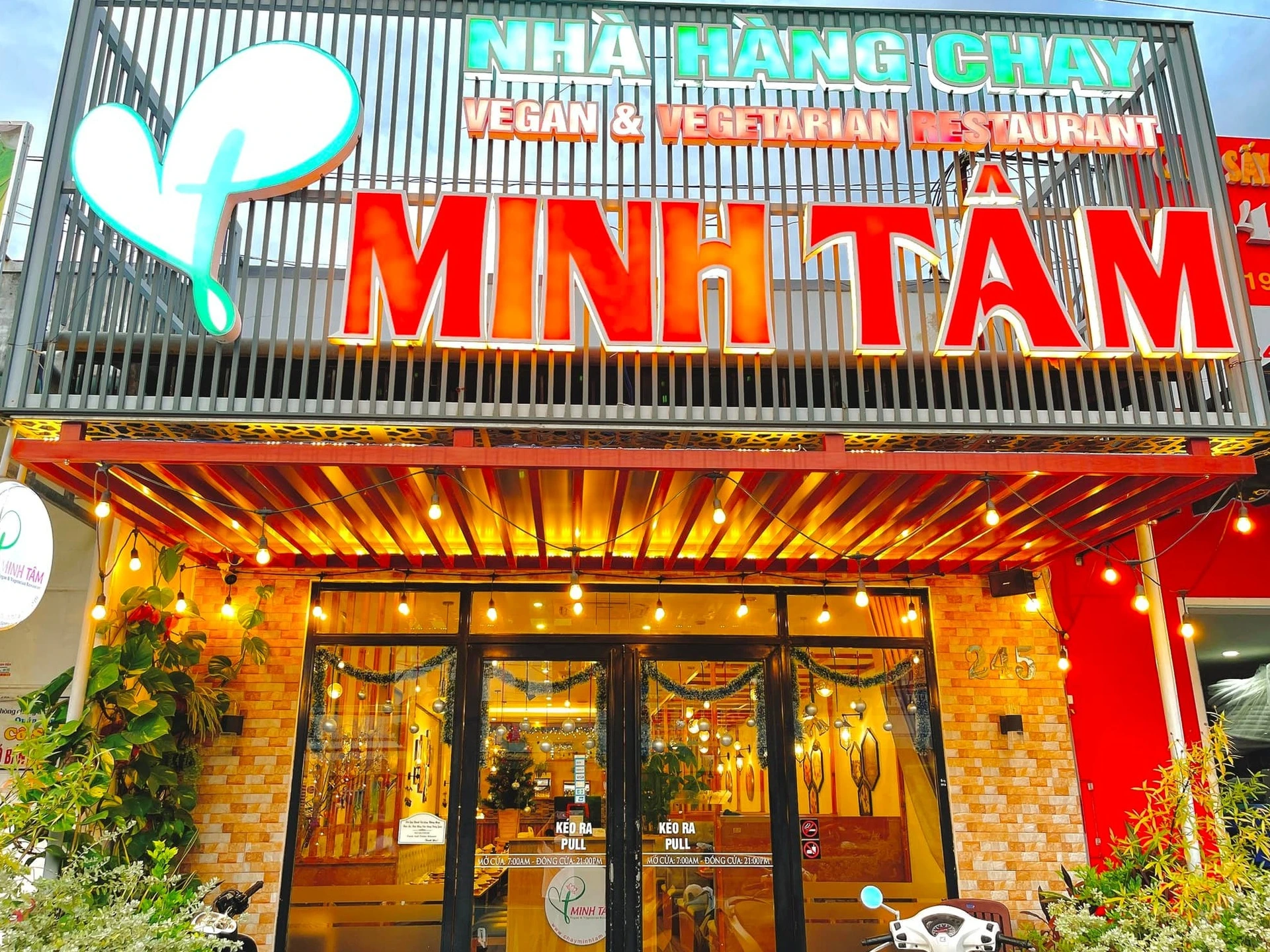 minh-tam-vegan-vegetarian-restaurant