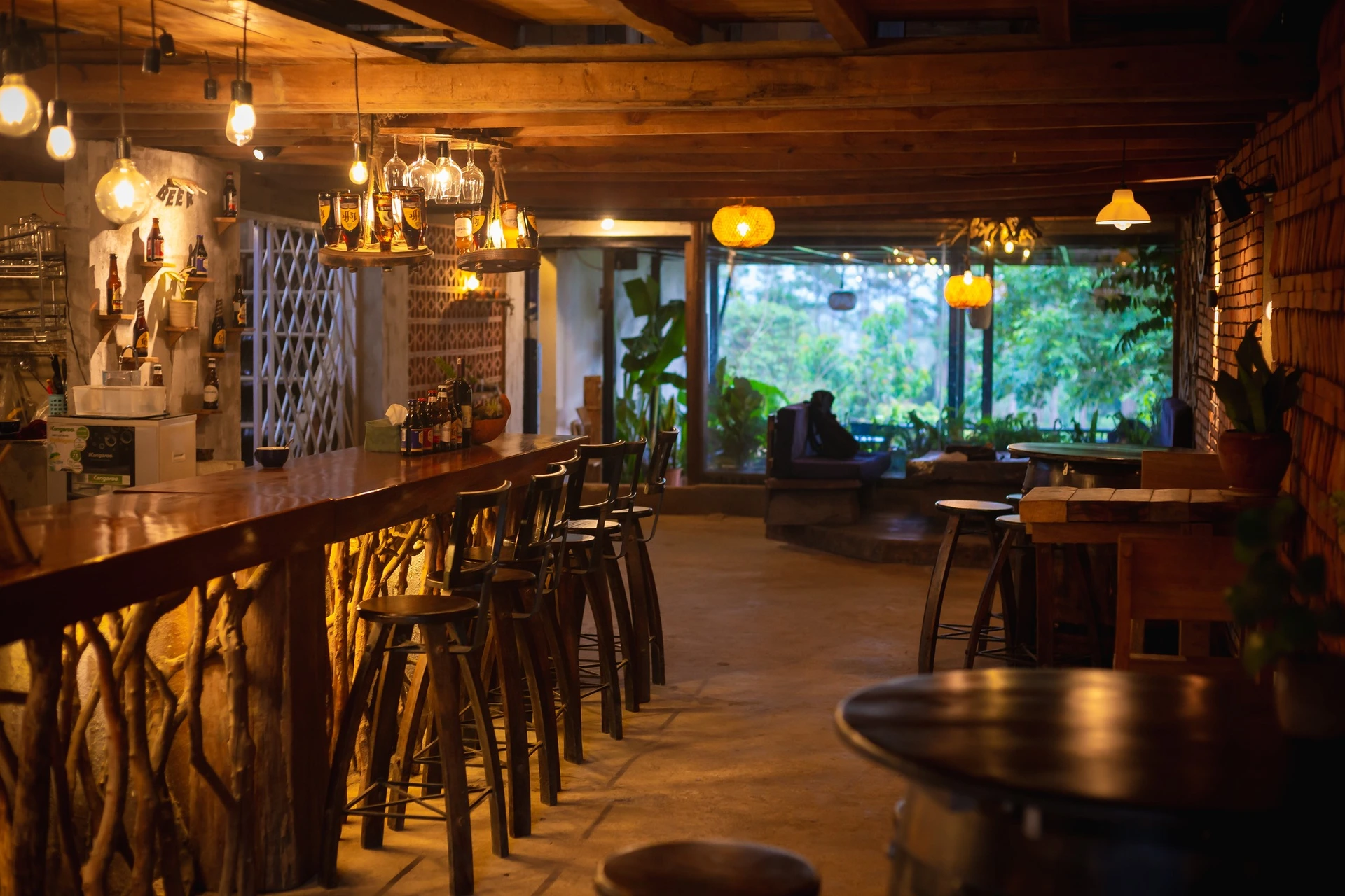 https://files.migo.travel/20231101/la-petite--cafe--beer-mang-den-attraction-kon-tum-migo-8-bunbsngy.webp?f=Od5rL_dd6ES3epalpFb2HA